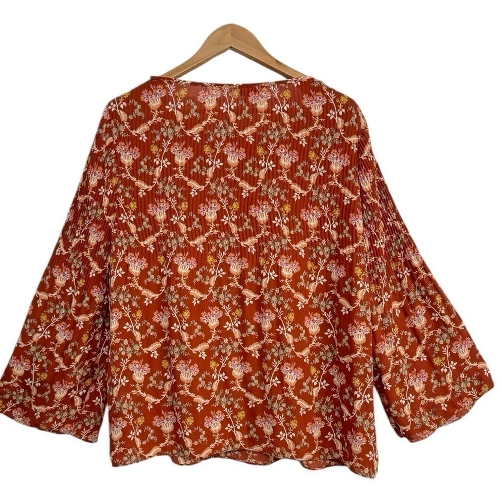 Max Studio Boho Floral Blouse Size Large Faux Pleated On Top With Bell Sleeve - Picture 5 of 5